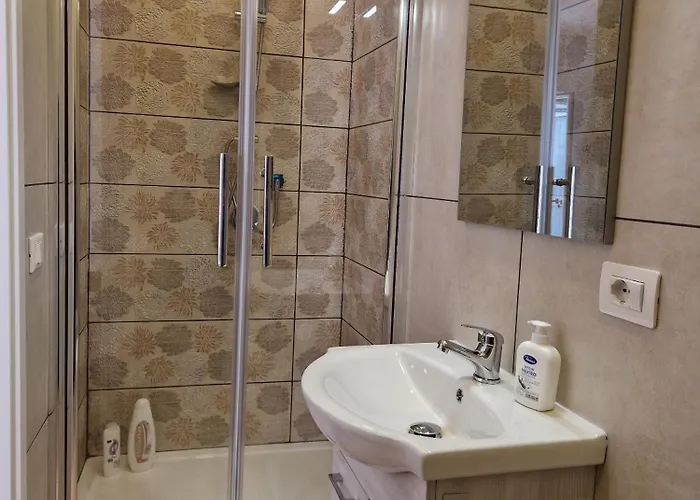 Enjoy Ruins And Church Дерев'яний котедж Помпеї