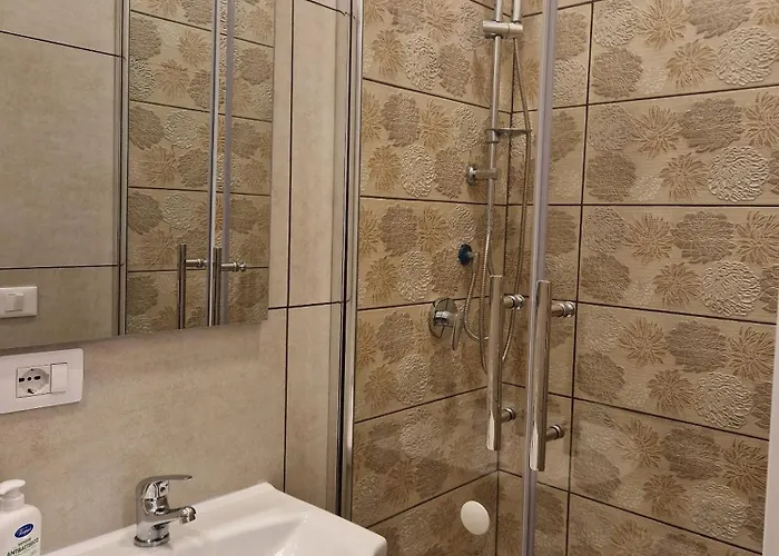 Enjoy Ruins And Church * Помпеї