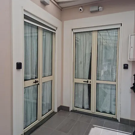 山林小屋 Enjoy Ruins And Church